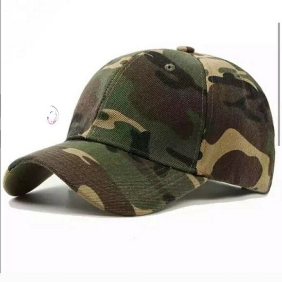 - Women's Camo Baseball Style Hat with adjustable sizing - Picture 2 of 5